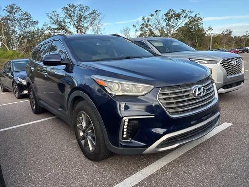 2017 Hyundai SANTA FE SE