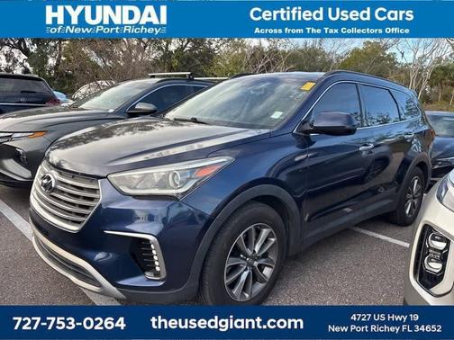 2017 Hyundai SANTA FE SE