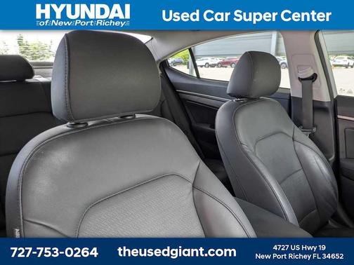 Quartz White Pearl 2017 Hyundai ELANTRA Limited