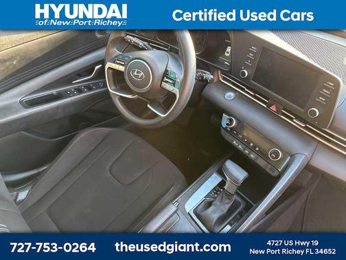 2022 Hyundai ELANTRA SEL