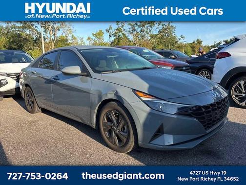 2022 Hyundai ELANTRA SEL