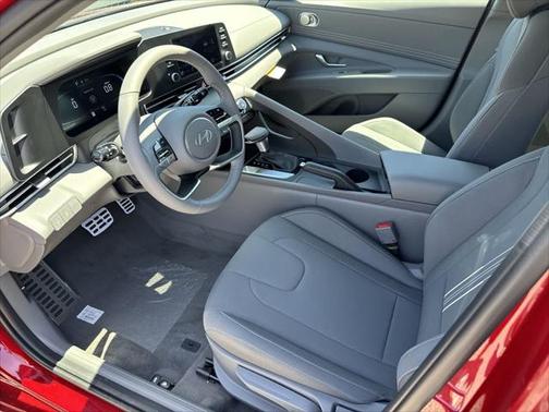 2025 Hyundai ELANTRA Sport