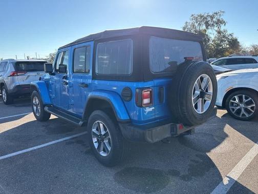 2022 Jeep Wrangler Unlimited Sahara