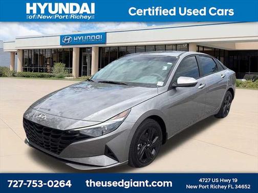 2023 Hyundai ELANTRA SEL