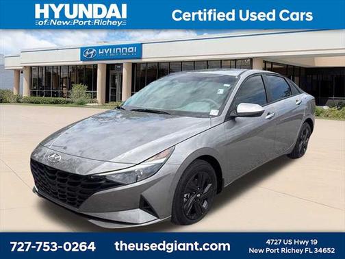 2023 Hyundai ELANTRA SEL