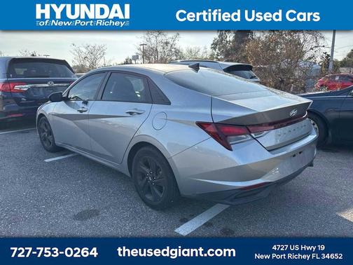 2021 Hyundai ELANTRA SEL