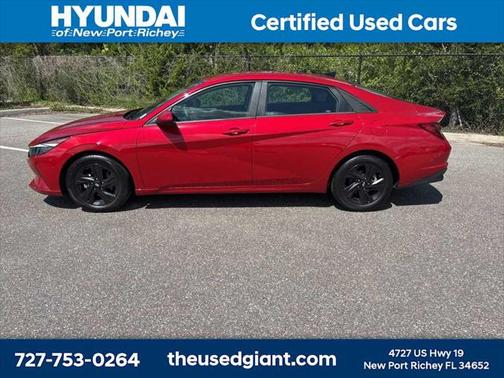 2022 Hyundai ELANTRA SEL