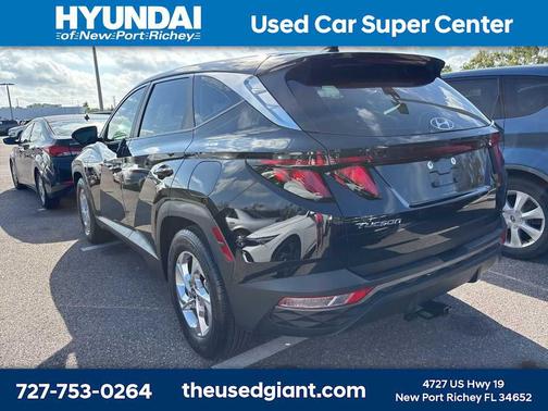 2024 Hyundai TUCSON SE