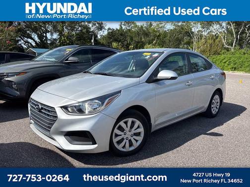 2022 Hyundai Accent SE
