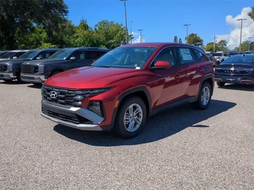 2026 Hyundai TUCSON SE