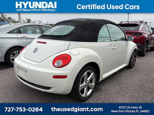 2007 Volkswagen New Beetle Triple White