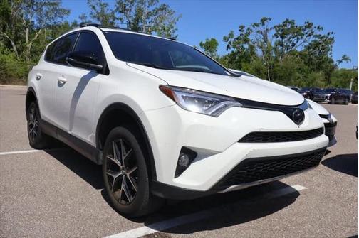 2018 Toyota RAV4 SE