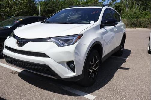 2018 Toyota RAV4 SE