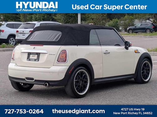 Pepper White 2009 MINI Cooper Base