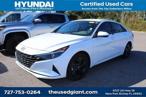 2022 Hyundai ELANTRA SEL