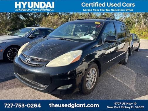 2008 Toyota Sienna XLE