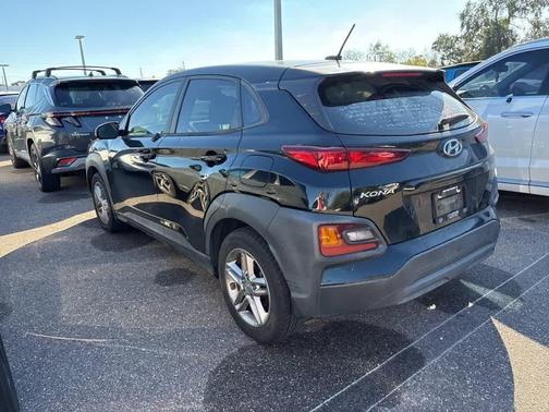 2021 Hyundai KONA SE