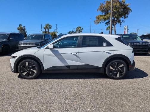 2026 Hyundai IONIQ 5 SE