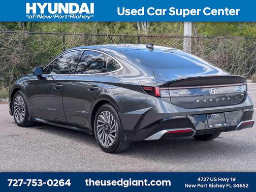 2024 Hyundai SONATA Hybrid Limited