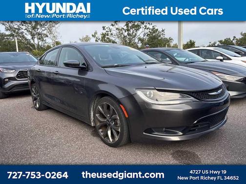 2015 Chrysler 200 S