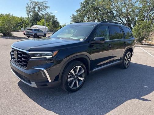 2023 Honda Pilot AWD Elite