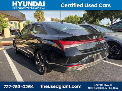 2023 Hyundai ELANTRA SEL