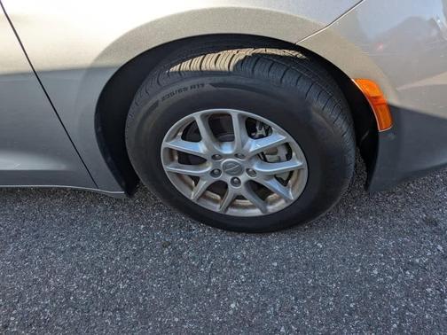 2020 Chrysler Pacifica Touring