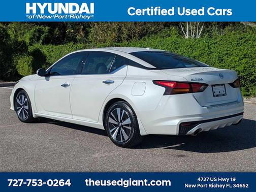 2020 Nissan Altima 2.5 SV