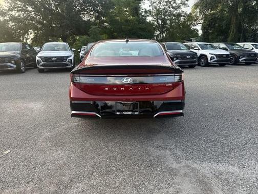 2025 Hyundai SONATA Hybrid SE