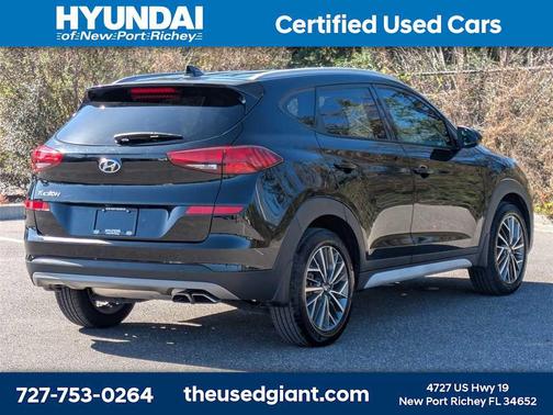 2021 Hyundai TUCSON SEL