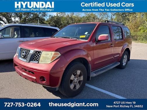 2005 Nissan Pathfinder SE