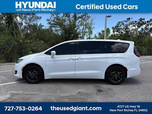 2019 Chrysler Pacifica Touring Plus