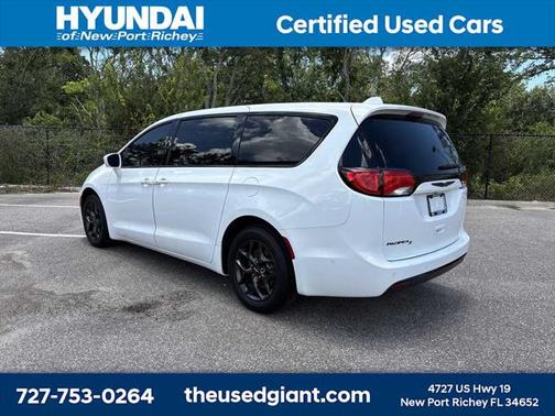2019 Chrysler Pacifica Touring Plus