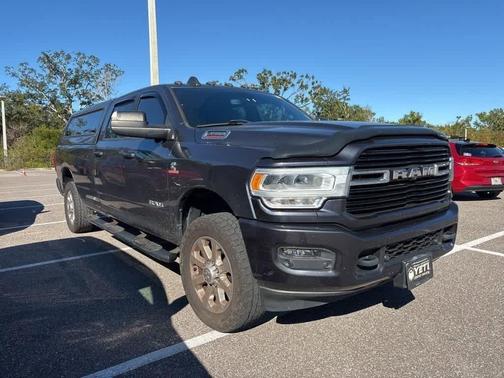 2019 RAM 3500 Big Horn Crew Cab 4x4 8' Box
