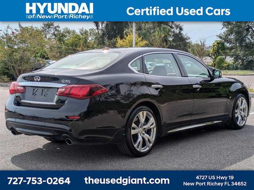 2015 INFINITI Q70L 3.7