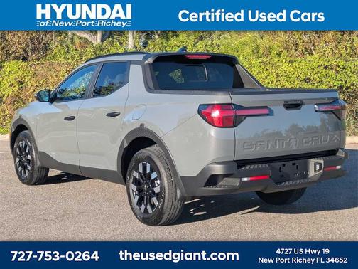 2025 Hyundai SANTA CRUZ SEL Activity