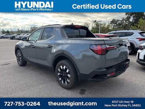 2025 Hyundai SANTA CRUZ SEL Activity