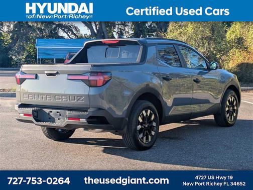 2025 Hyundai SANTA CRUZ SEL Activity