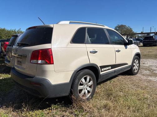 2012 Kia Sorento LX