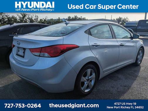 Radiant Silver Metallic 2011 Hyundai ELANTRA GLS