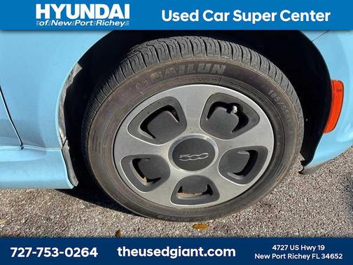 2017 FIAT 500e Battery Electric