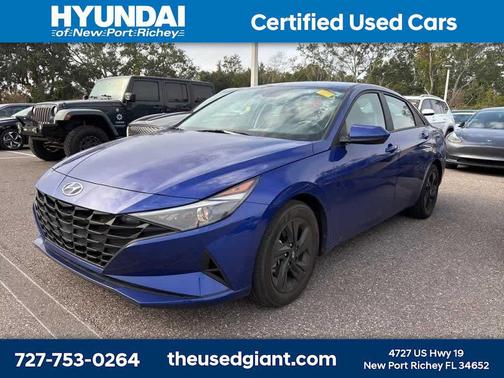 2023 Hyundai ELANTRA SEL