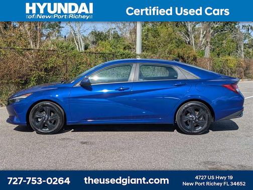 2023 Hyundai ELANTRA SEL