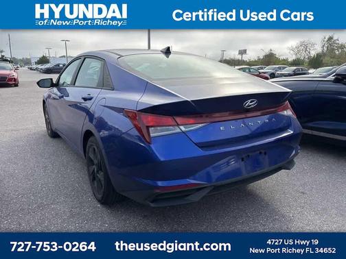 2023 Hyundai ELANTRA SEL