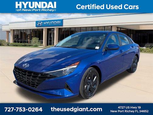 2023 Hyundai ELANTRA SEL