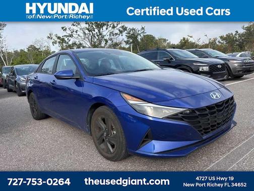 2023 Hyundai ELANTRA SEL