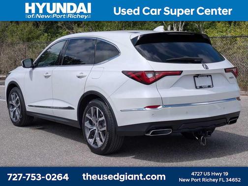 Platinum White Pearl 2023 Acura MDX Technology Package