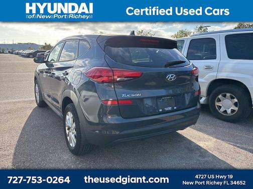 2021 Hyundai TUCSON SE