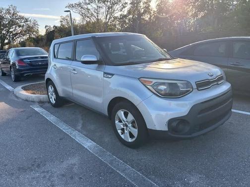 2017 Kia Soul Base
