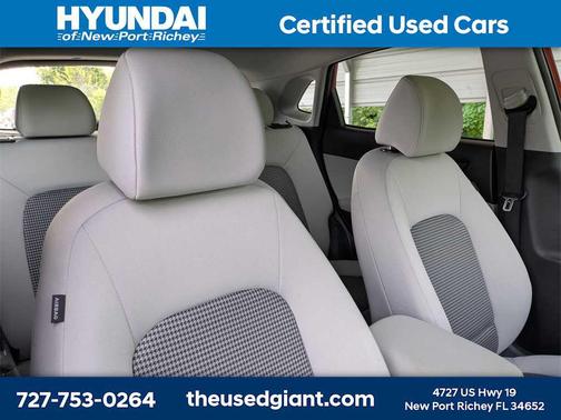 2023 Hyundai KONA SE